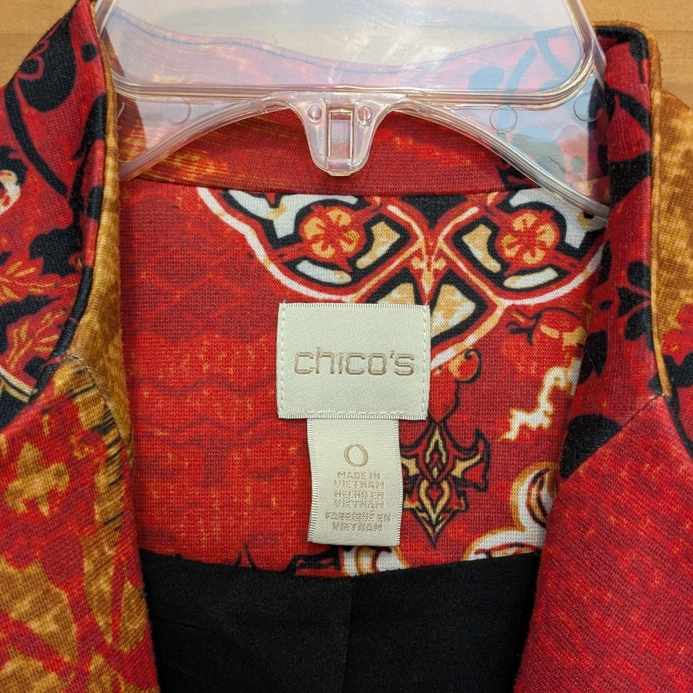 Chico's Printed Statement Jacket Sz 0 Small Blazer Black Red Art to Wear Asian - Picture 5 of 13
